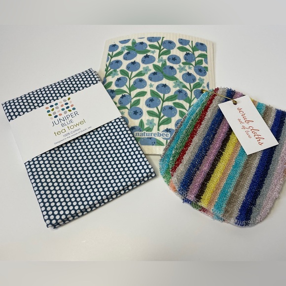 Scandia 🔵 Blue Dot 🔵 Tea Towel - Picture 5 of 6